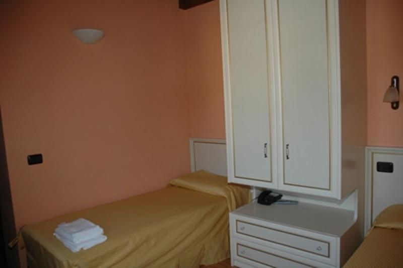 Albergo Montenerone Piobbico Habitación foto