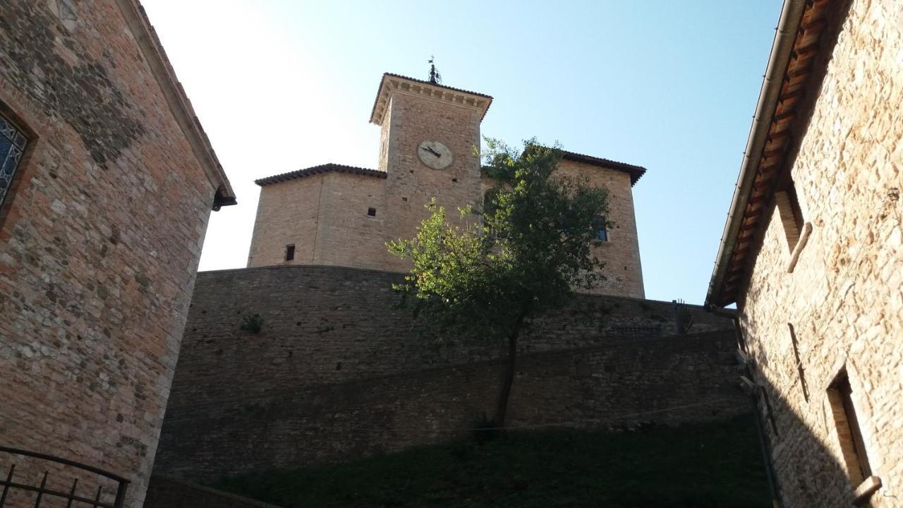 Albergo Montenerone Piobbico Exterior foto