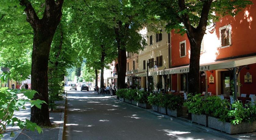 Albergo Montenerone Piobbico Exterior foto